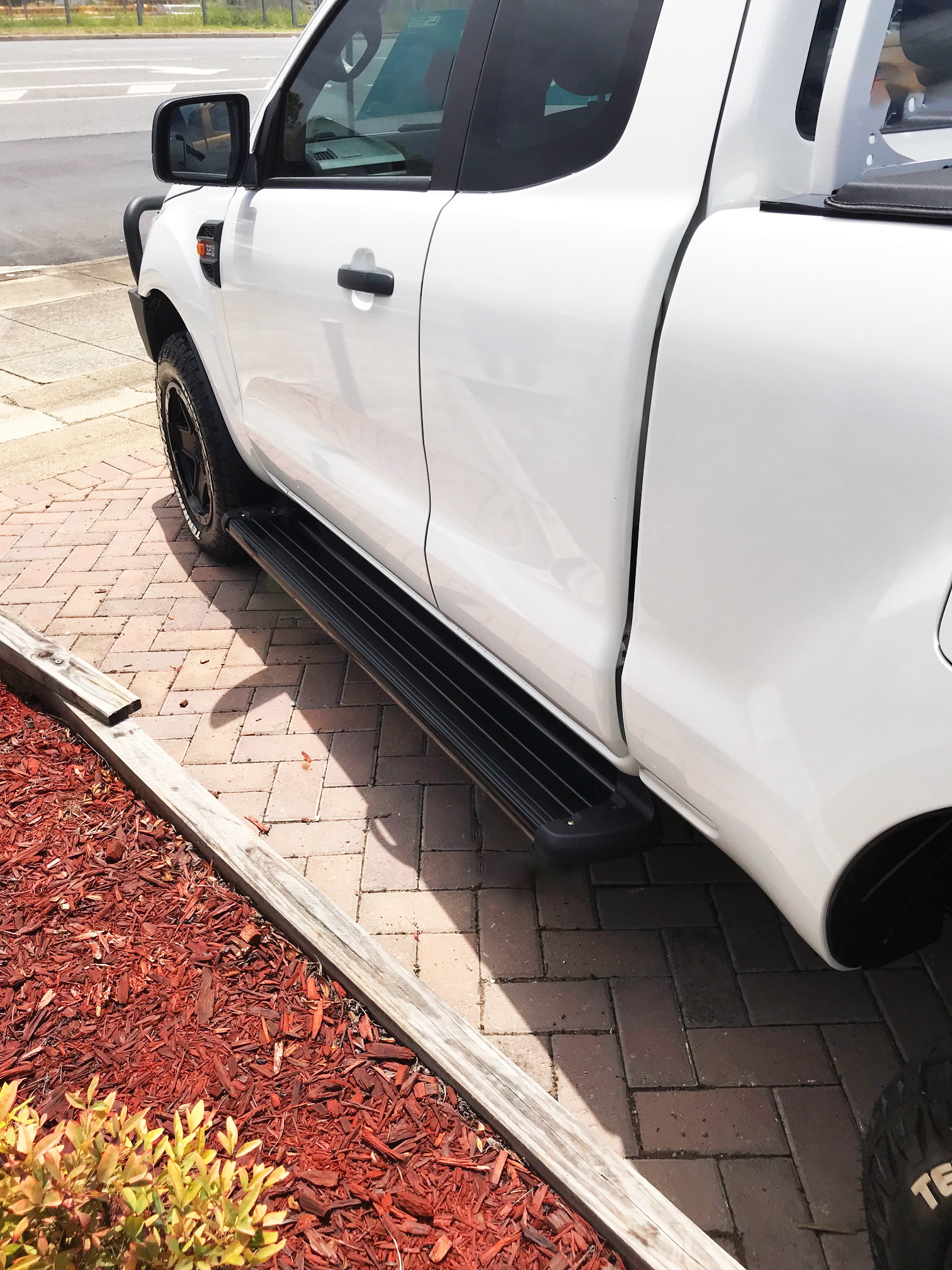 2021 ford ranger side steps